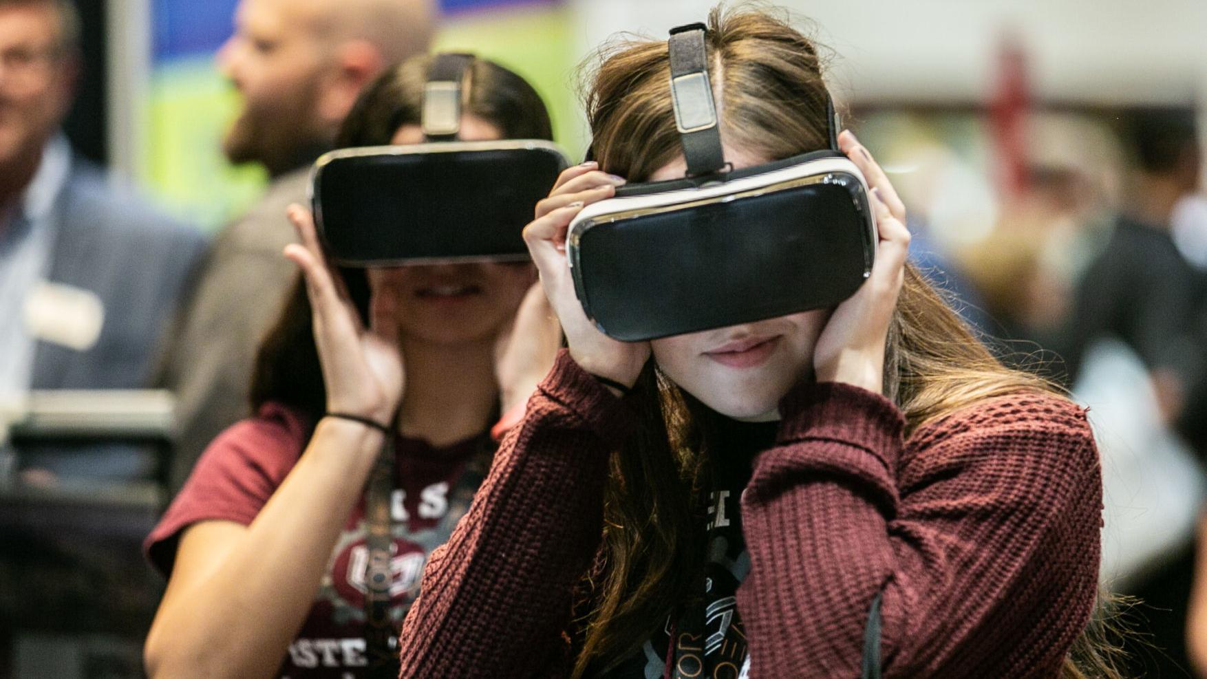Technology transforming aviation, Tucson expo speakers say